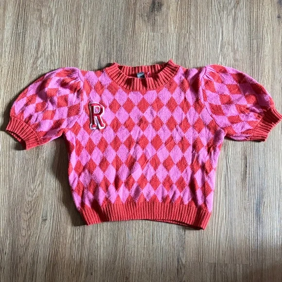 Forever 21 Pink & Red Diamond Argyle Cropped Sweater With ‘R” Patch - Small - Picture 1 of 5